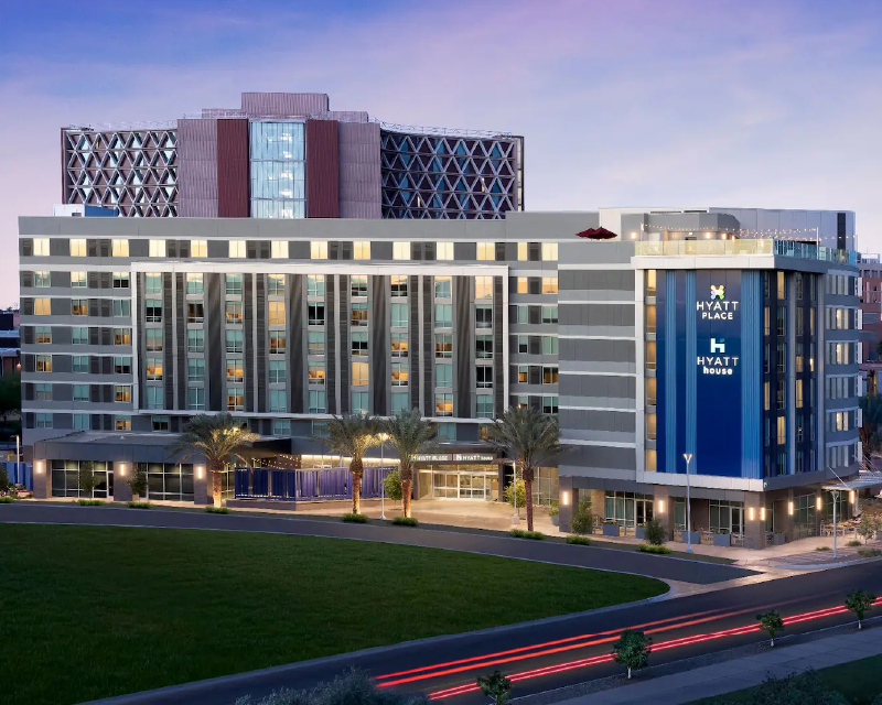 Performance Summit RMR_Hotel 800x640.png